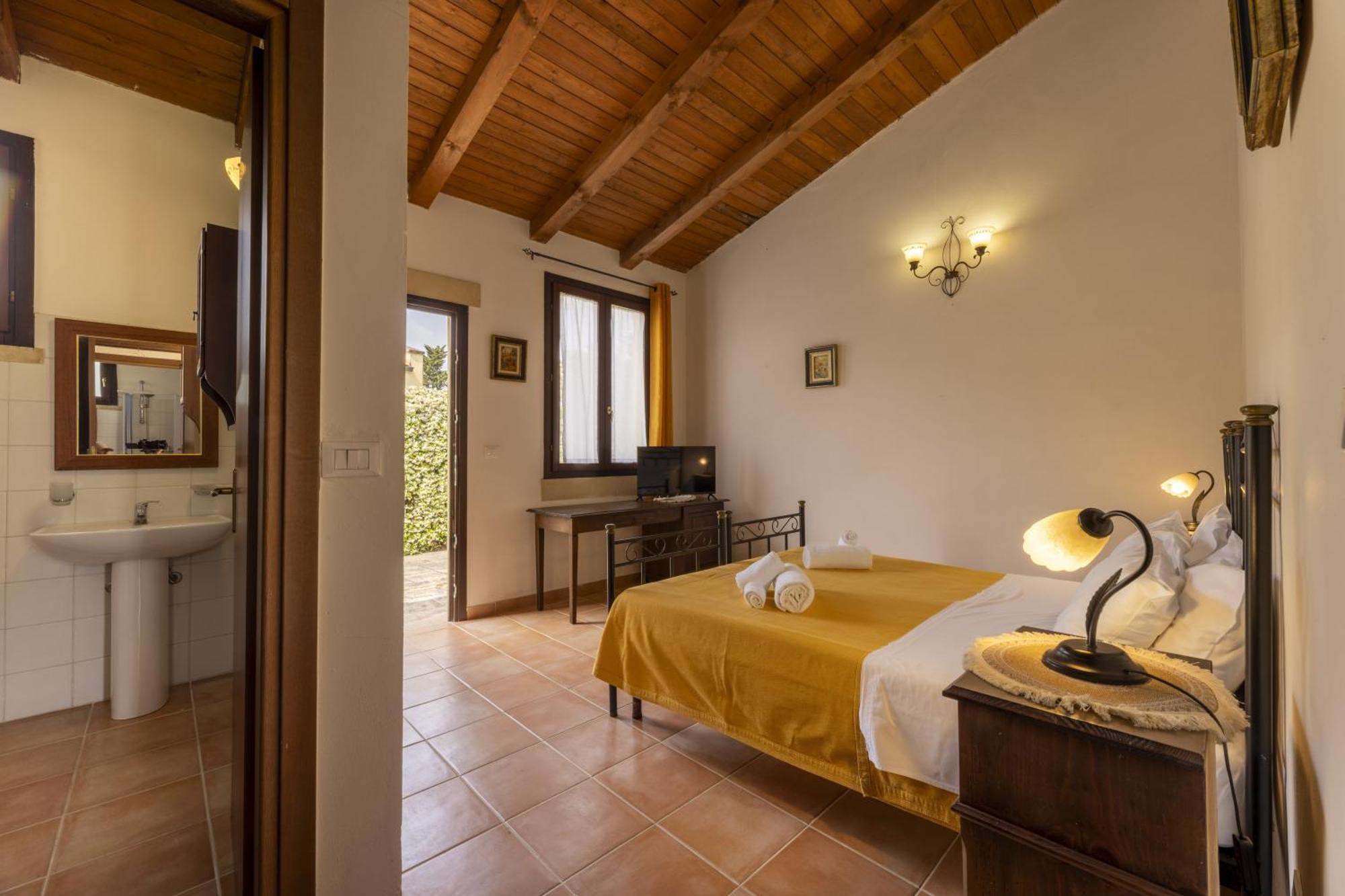Tenuta Santicuti Acaya Bagian luar foto